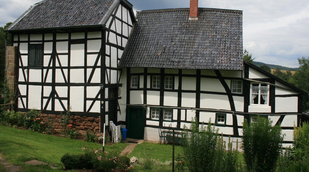 This is a photograph of an architectural monument. It is on the list of cultural monuments of Heimbach, no. 4