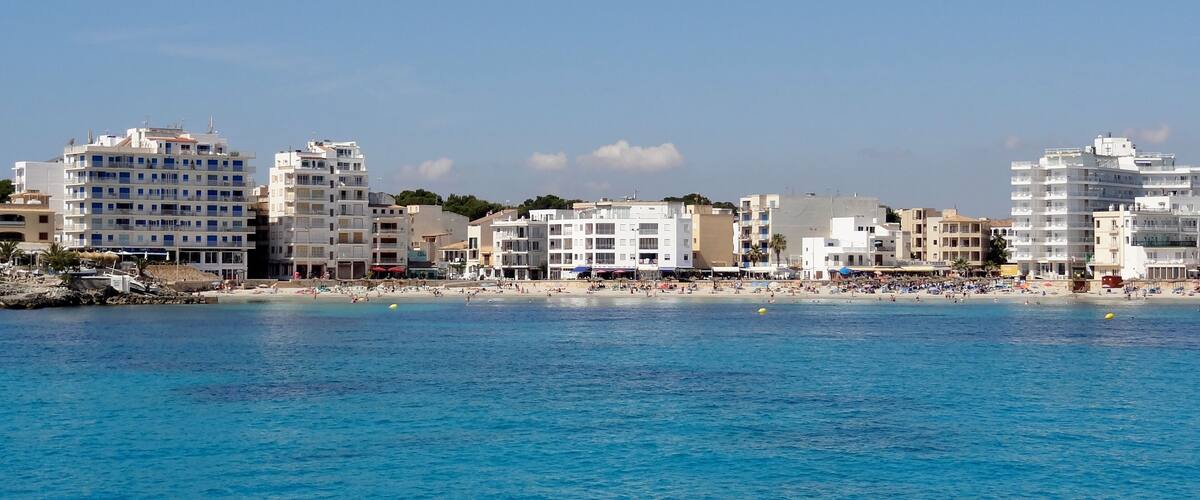 Cala Moreia in S’Illot in der Gemeinde Manacor, Mallorca, Spanien