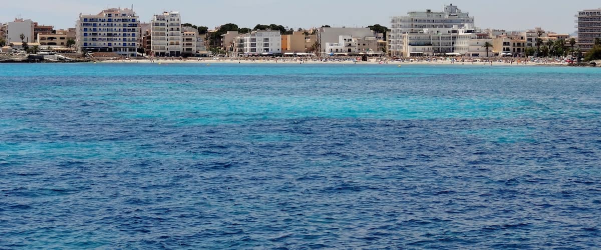 Cala Moreia in S’Illot in der Gemeinde Manacor, Mallorca, Spanien