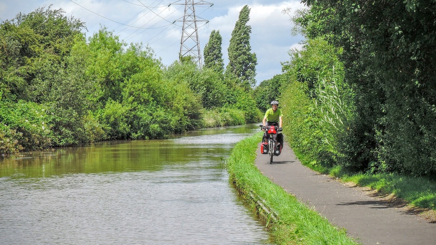 Cheshire West and Chester, UK