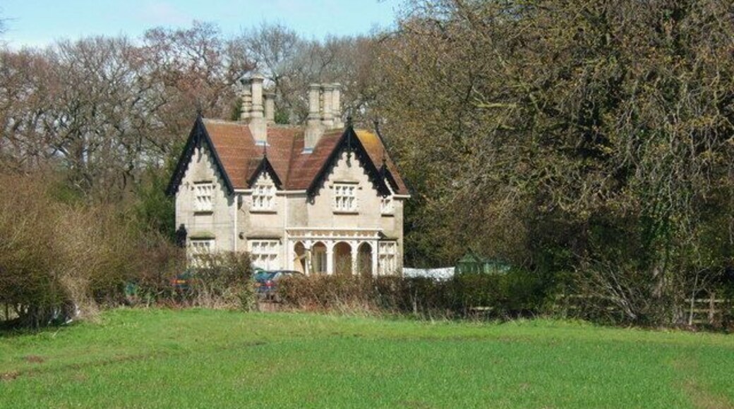 Bunkers Hill Lodge One of several Lodges to Welbeck Park.