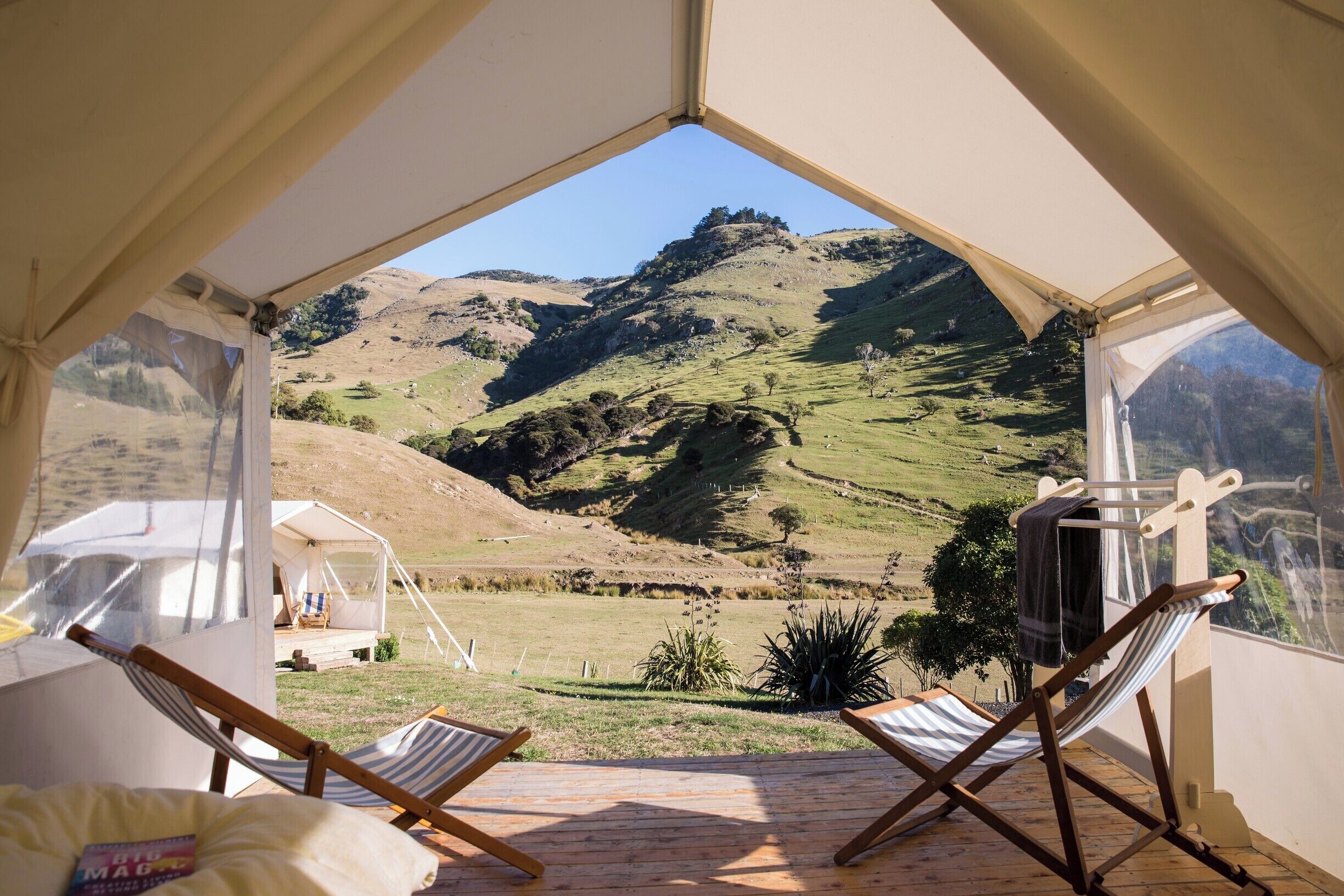Glamping in Lavericks Bay is a must do if visiting the Banks Peninsula, just up the road from the bay, tucked away on a local family farm, there's plenty of room for up to 7 people, with an outdoor bath and outdoor kitchen, it's so cute and cozy!