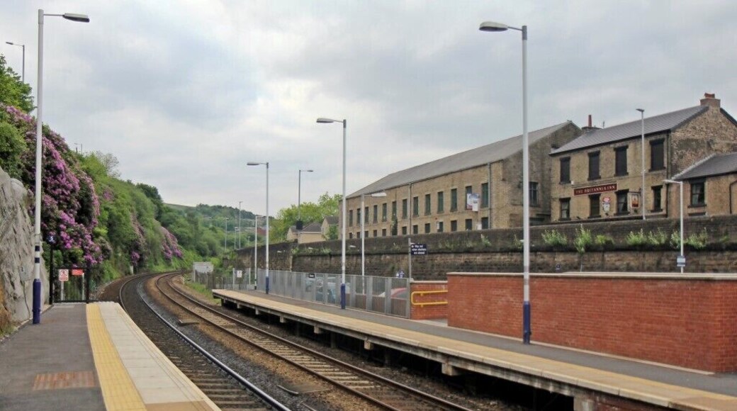 The northern end of Mossley railway station