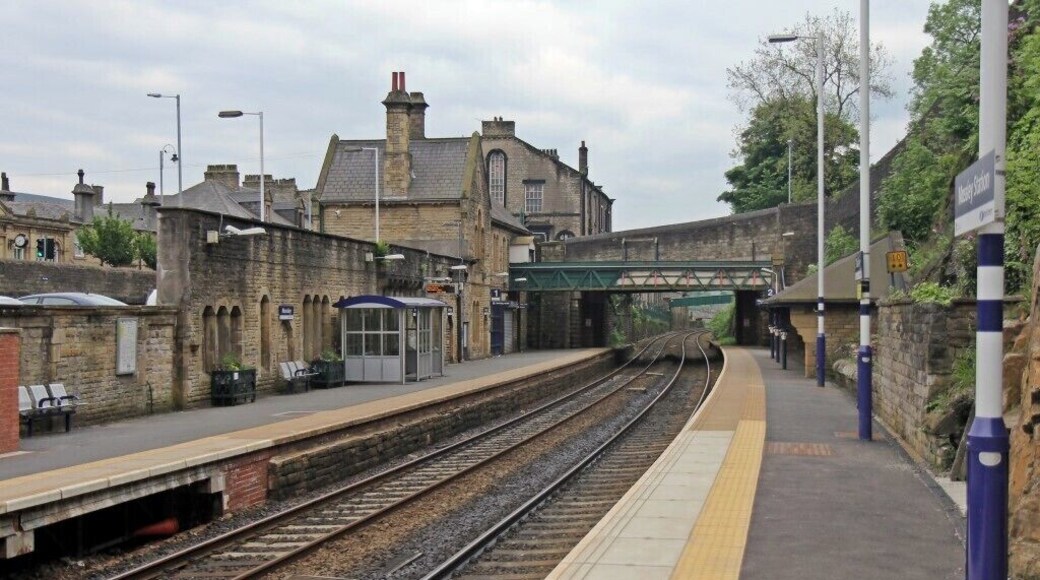 A broad view of Mossley railway station