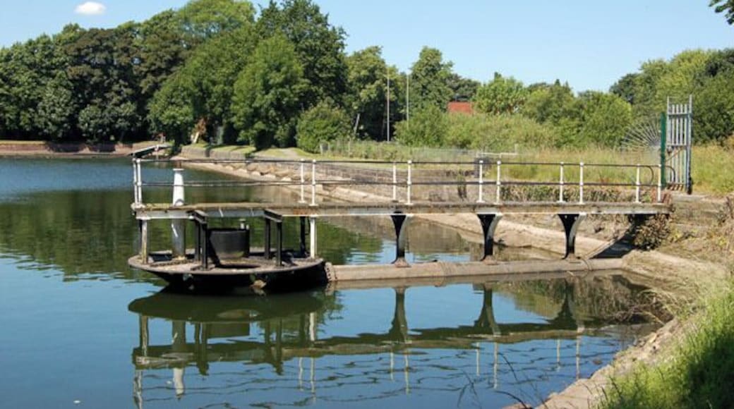 Olton Mere (12) Valve gear at Olton Mere, a large secluded expanse of water in the heart of Birmingham's eastern suburbs. The reservoir supplies water to the nearby Grand Union Canal and is also the home of Olton Mere Sailing Club. This photograph was taken by permission of British Waterways staff.