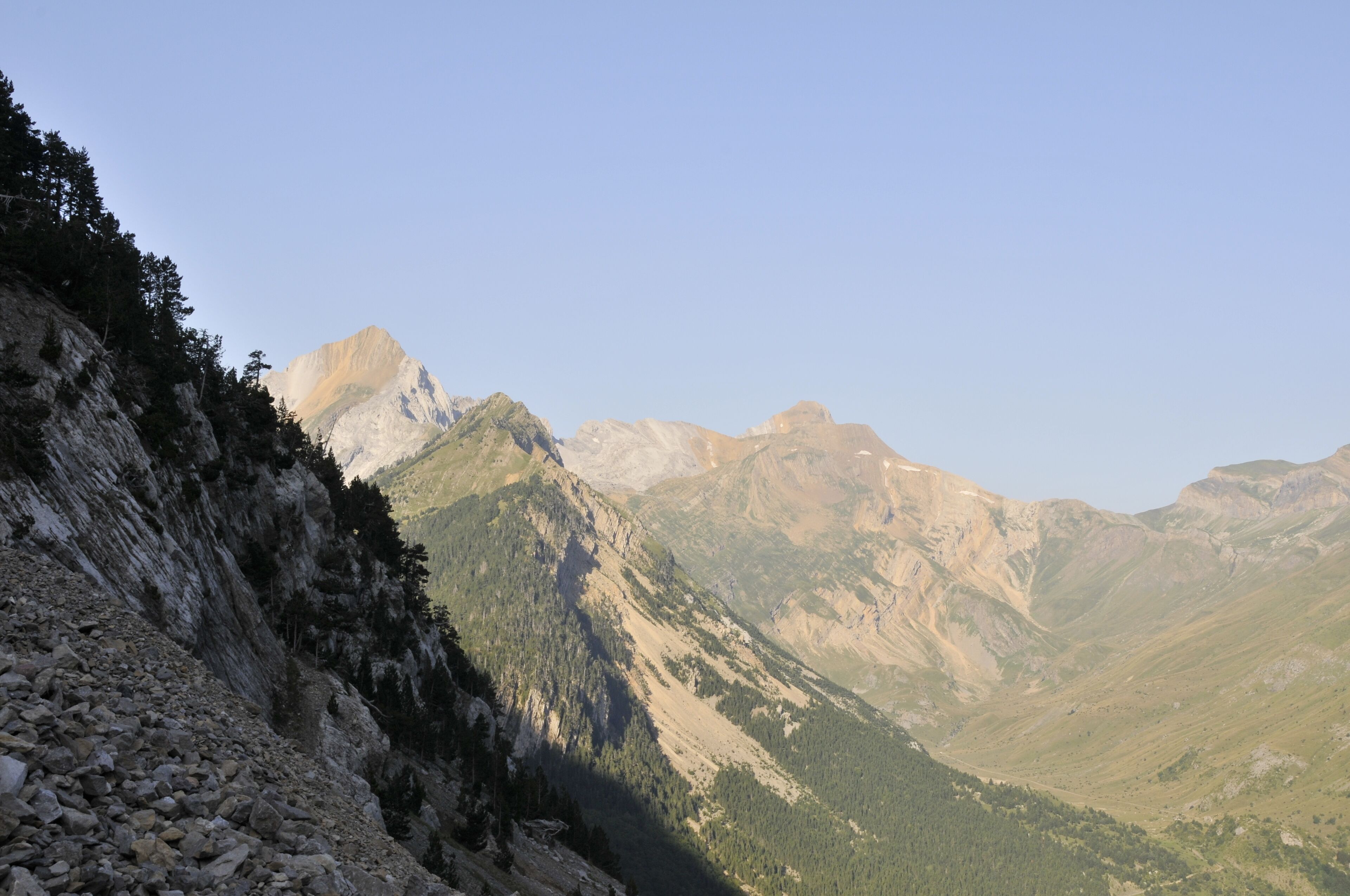 VALLE DE BUJARUELO DESDE LACOMA