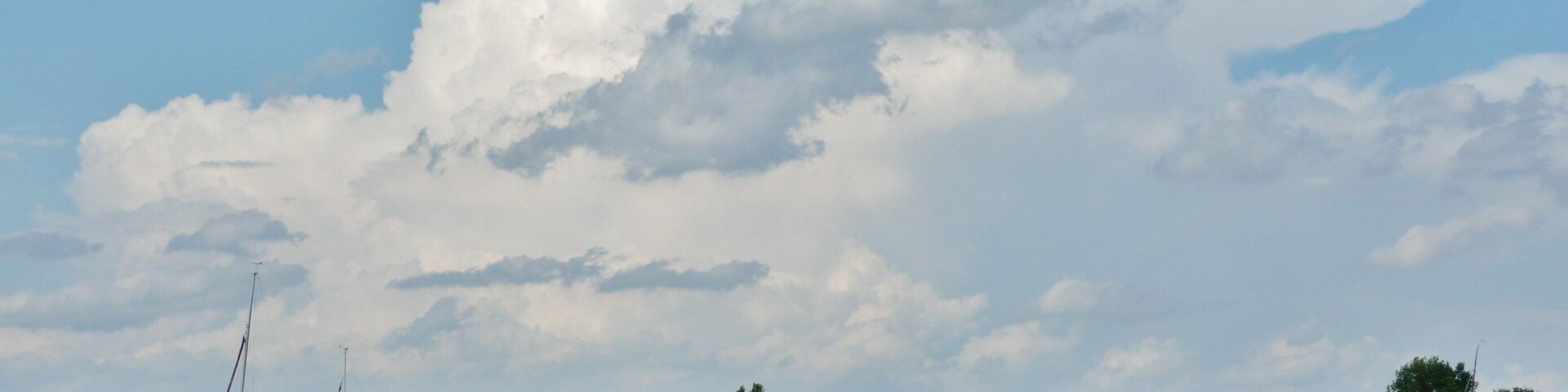 Wolken über Hersching