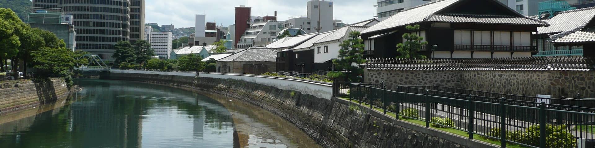 Nakashima River and Dejima, looking upstream and southeast. --->See the map.