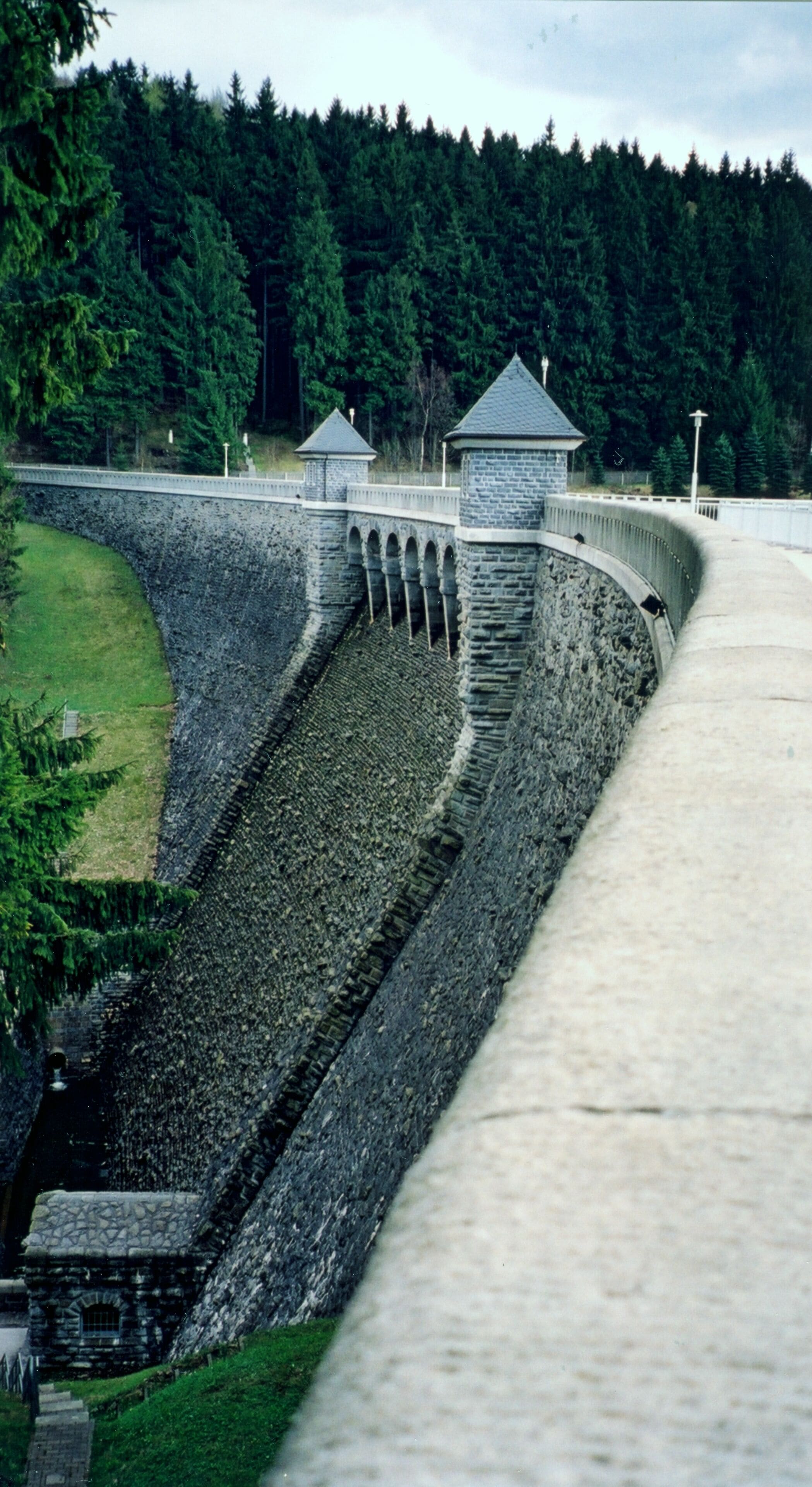 Talsperre Neunzehnhain II