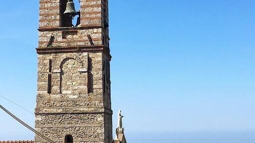 Half way up a mountain, best reached by Vespa 🛵