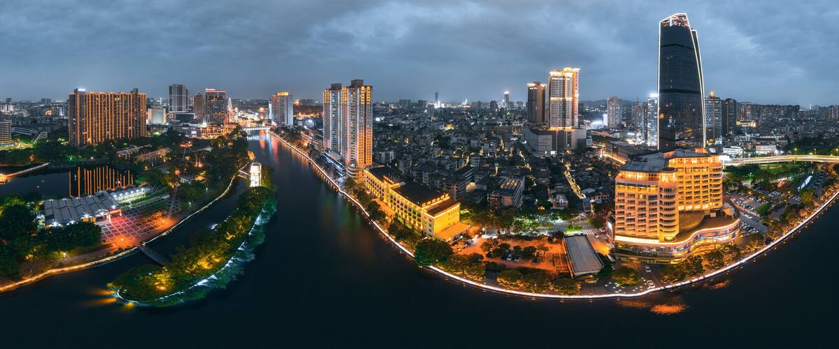 Urban environment of Qijiang Park, Zhongshan City, Guangdong Province, China