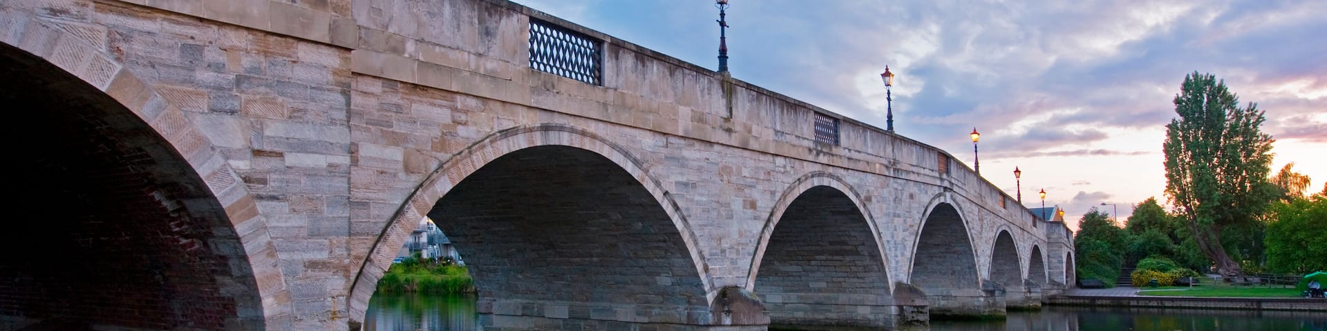 Bridge of the river Thames at Chertsey
