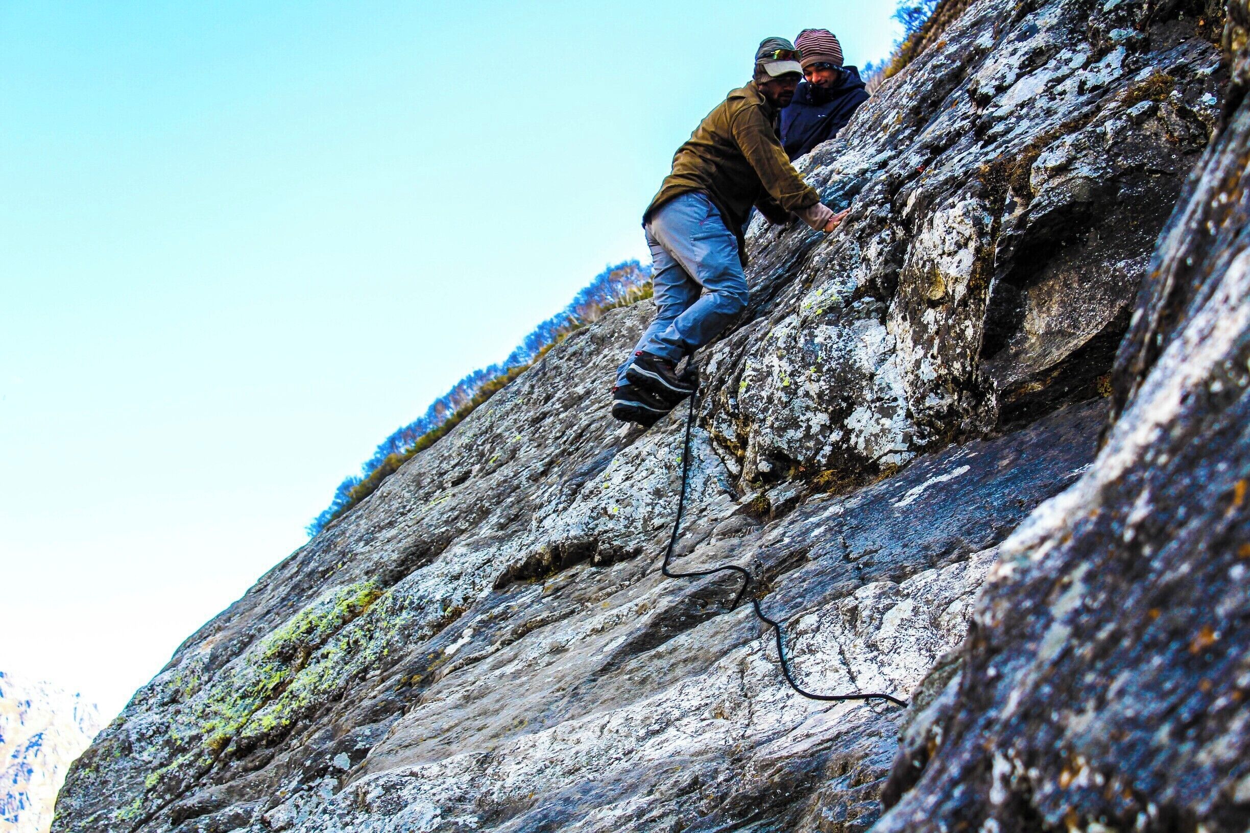 We climbed this mount trail . As bridge towards Odi Thatch was broken . #HeadingTowardsPinParvatiPass
#Adventure