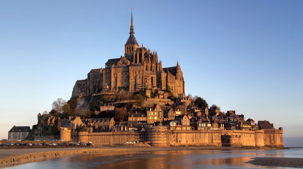Panoramic view of Mont Saint Michel
