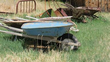 #BVSBLUE Lots of cool old things, these wheel barrels looked like they were waiting at the starting line for the spectators to watch the race. All kinds of rusting implements from farms and industry and homes in strange arrangements. A museum, town hall, antique shop, garage all owned by one man who seems to keep the town busy with all kinds of fun activities you need to see to believe.