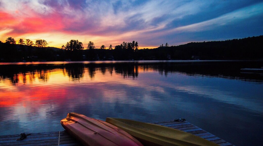 Kayaks and a colorful sunset at Lake Fairlee in Thetford Center, Vermont.
#goldenhour