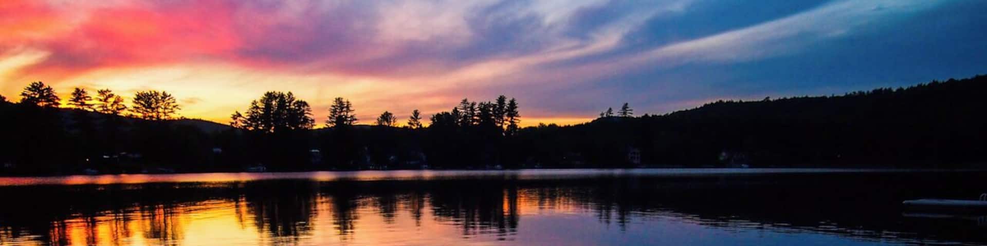 Kayaks and a colorful sunset at Lake Fairlee in Thetford Center, Vermont.
#goldenhour
