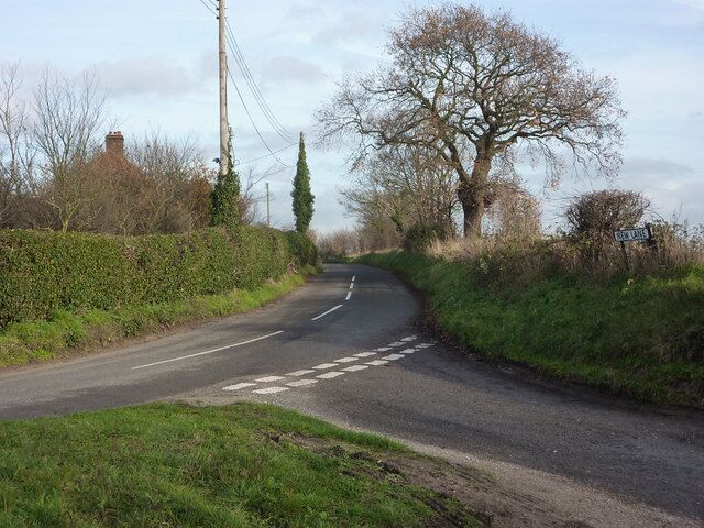 New Lane leaving Harkstead Road A country lane for traffic towards Chelmondiston or Woolverstone on the B1456.