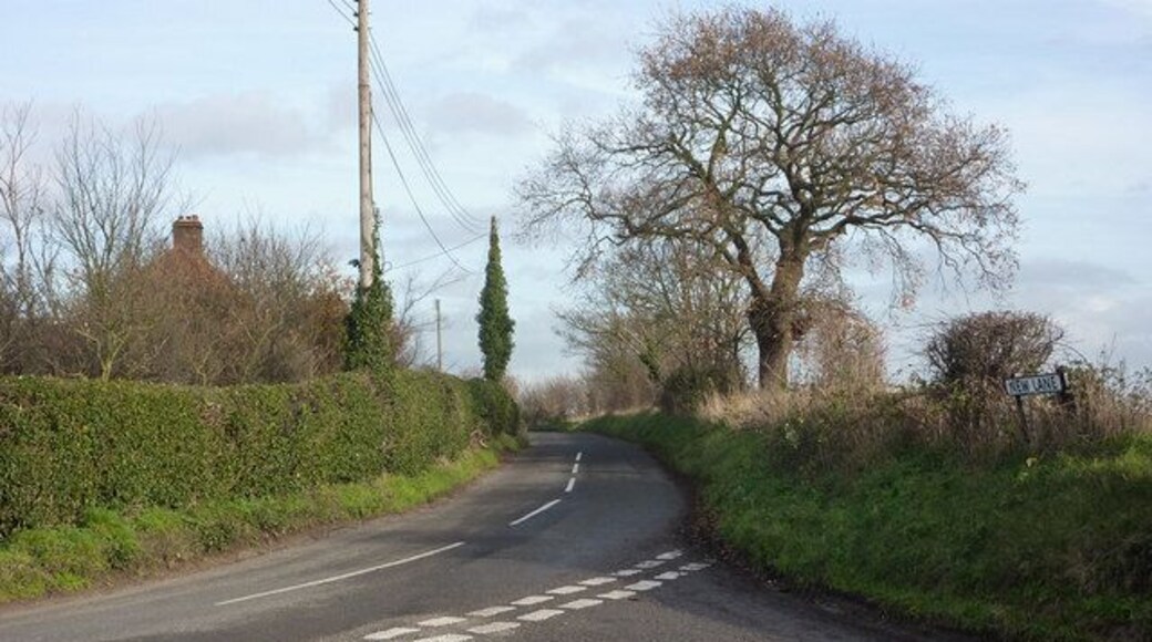 New Lane leaving Harkstead Road A country lane for traffic towards Chelmondiston or Woolverstone on the B1456.