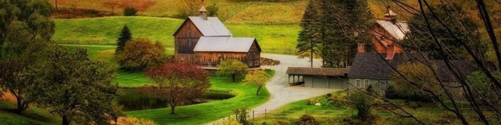 Sleepy Hollow Farm - Taken on a rural county road. At the time I took this it was the home of the lead guitarist for Aerosmith.
