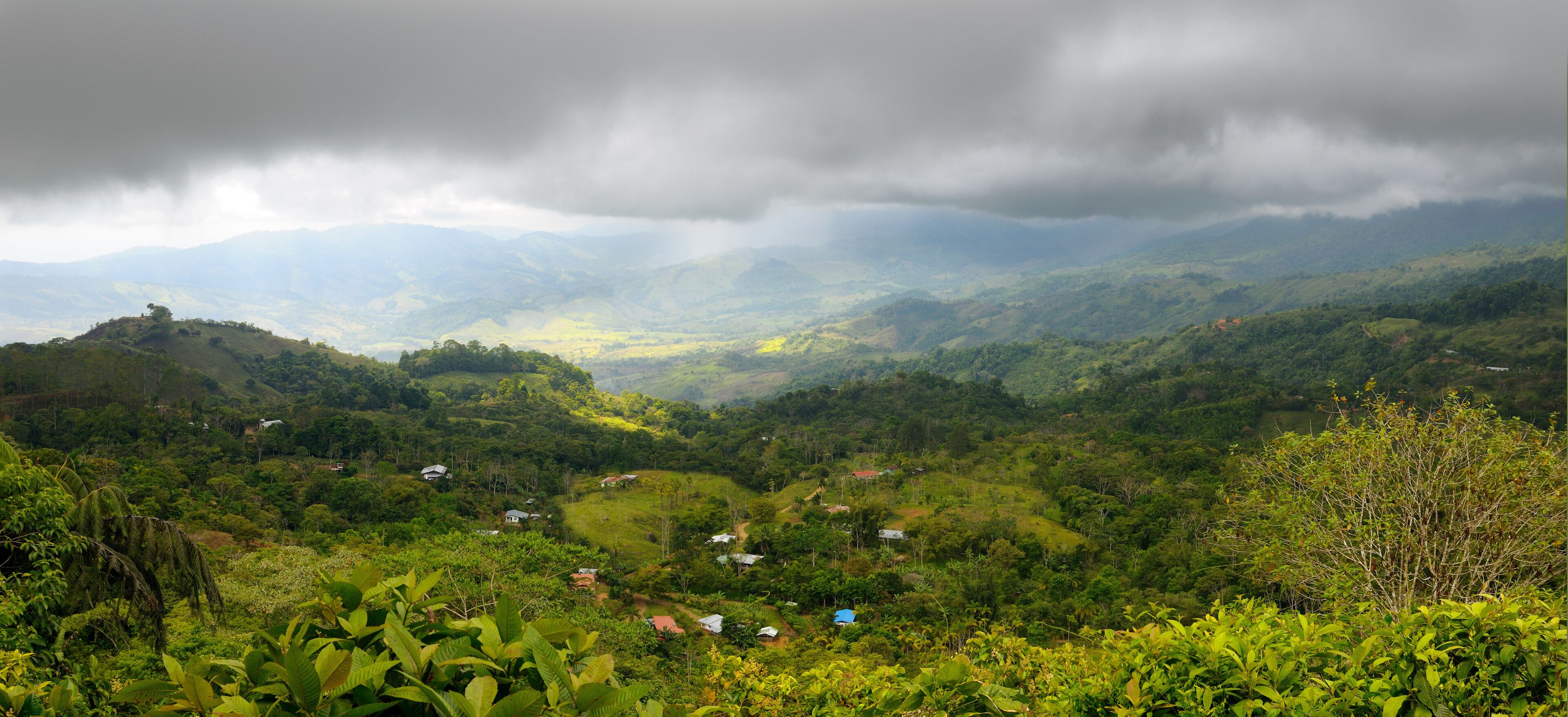 Valley sun after coming down from the cloud forest of San Isidro in Costa Rica