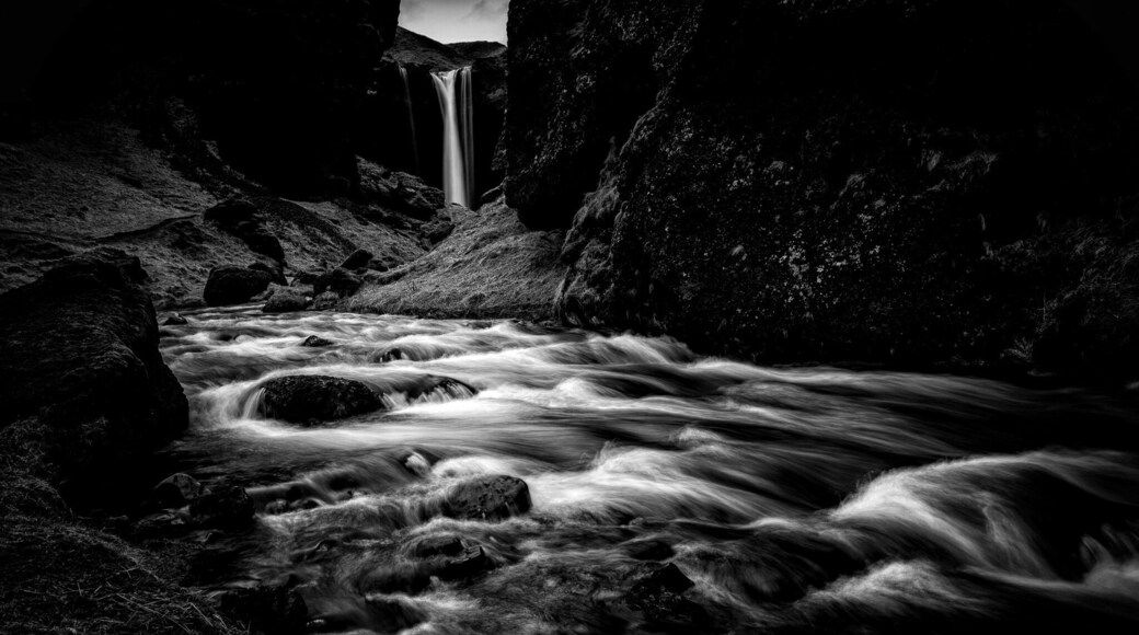 Hidden waterfall behind the much better known Skogafoss Waterfall #river #river photo challenge