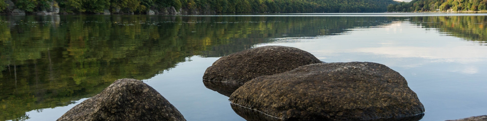 river landscape in the Adirondacks in New York in the fall