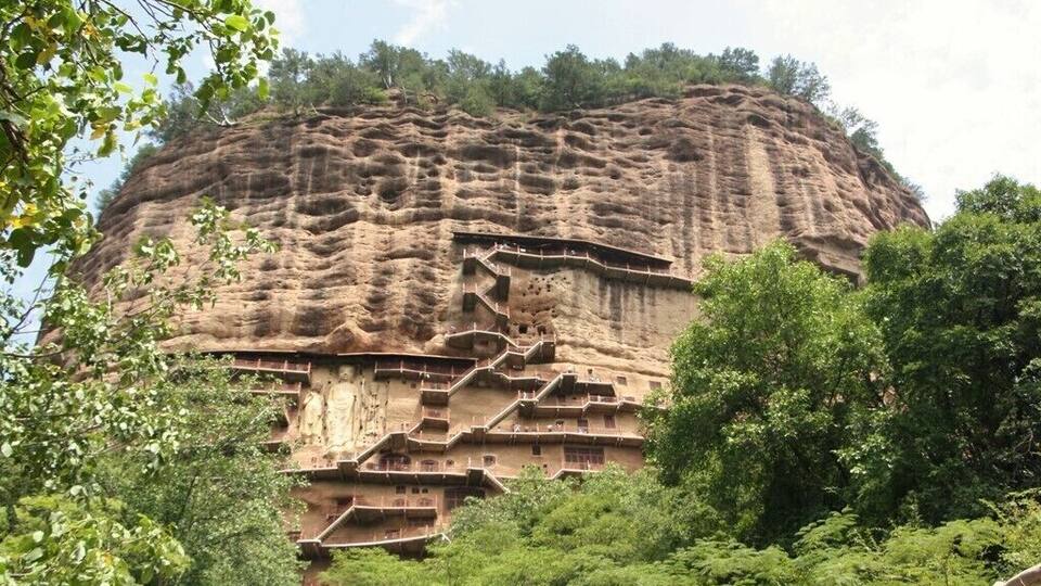 Extraordinary Buddha Carvings