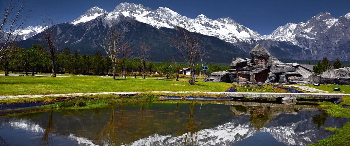 Jade Dragon Snow Mountain of #Lijiang.
https://twitter.com/Beautifulgx