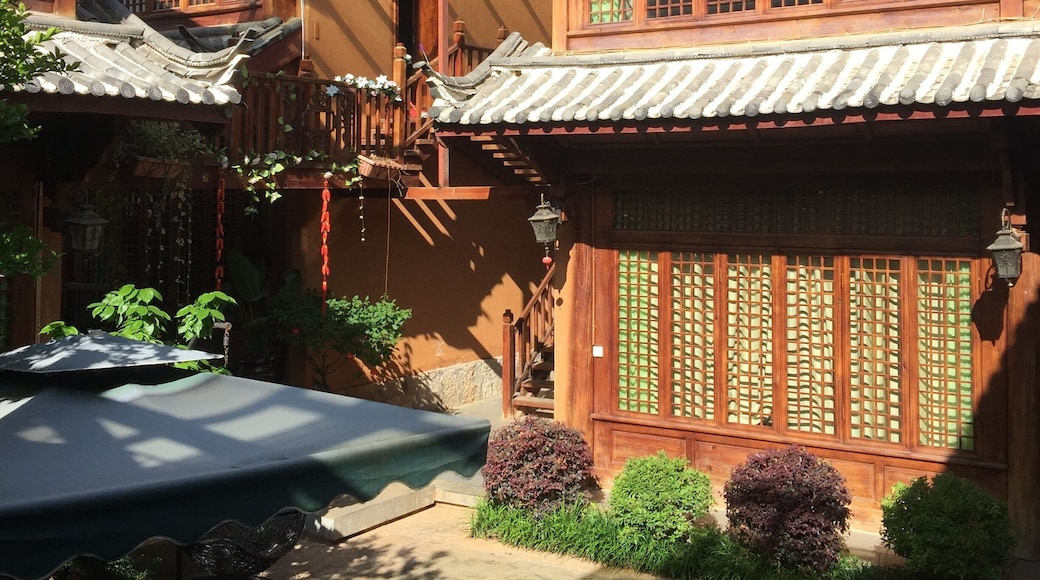 small but unique inn at Shuhe ancient town,Yunnan Province.