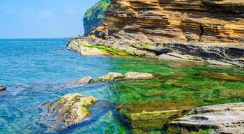 #Weizhou Island of Guangxi, an island with turquoise sea water and beautiful sandy beaches, is the largest volcanic island in China.
#北海涠洲岛 .
https://twitter.com/Beautifulgx