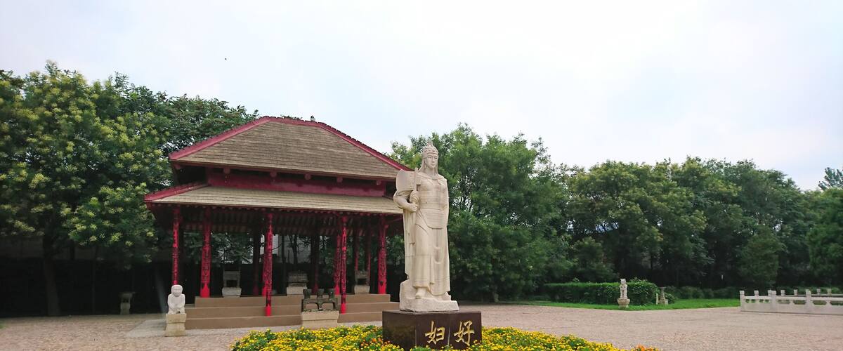 The statue of Shang Dynasty general Fu Hao stands at the Yinxu archaeological site