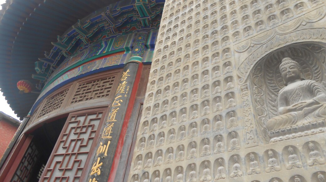 A hidden buddhist temple somewhere in the city center ;) never be afraid of stepping in!