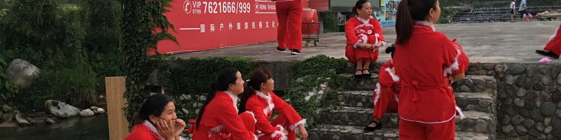 The red ladies are set and ready to perform the dragon dance. #red #redphoto you #china