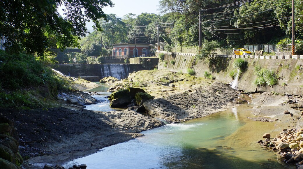 西勢溪攔河堰及幫浦房