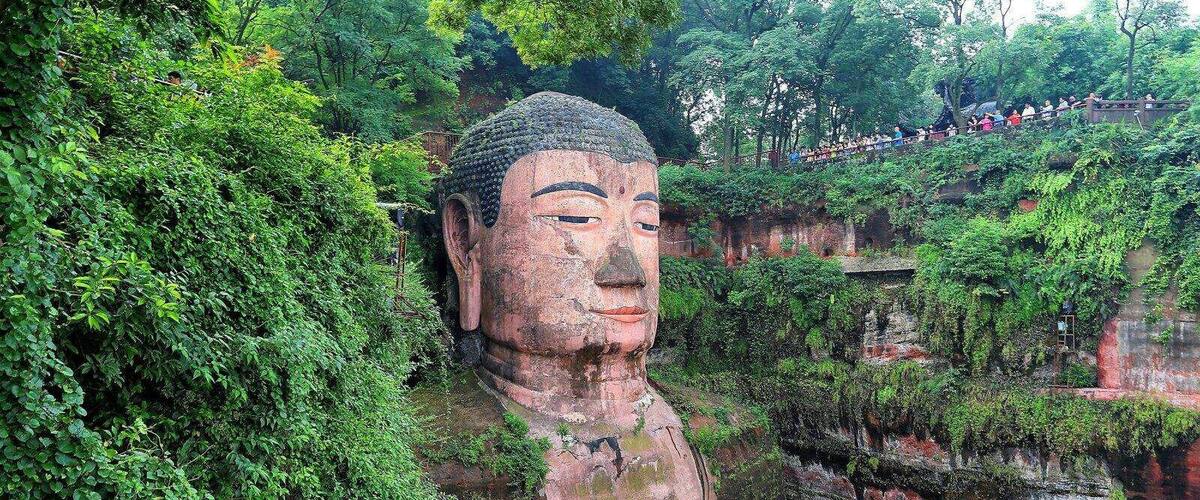 Sichuan #Leshan Giant Buddha——The tallest and largest Buddha in the world.
https://twitter.com/Beautifulgx