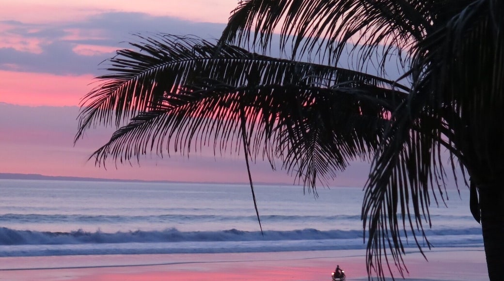 Riding off into the sunset. The glorious sunset at the Soori Hotel, Bali. 🌅