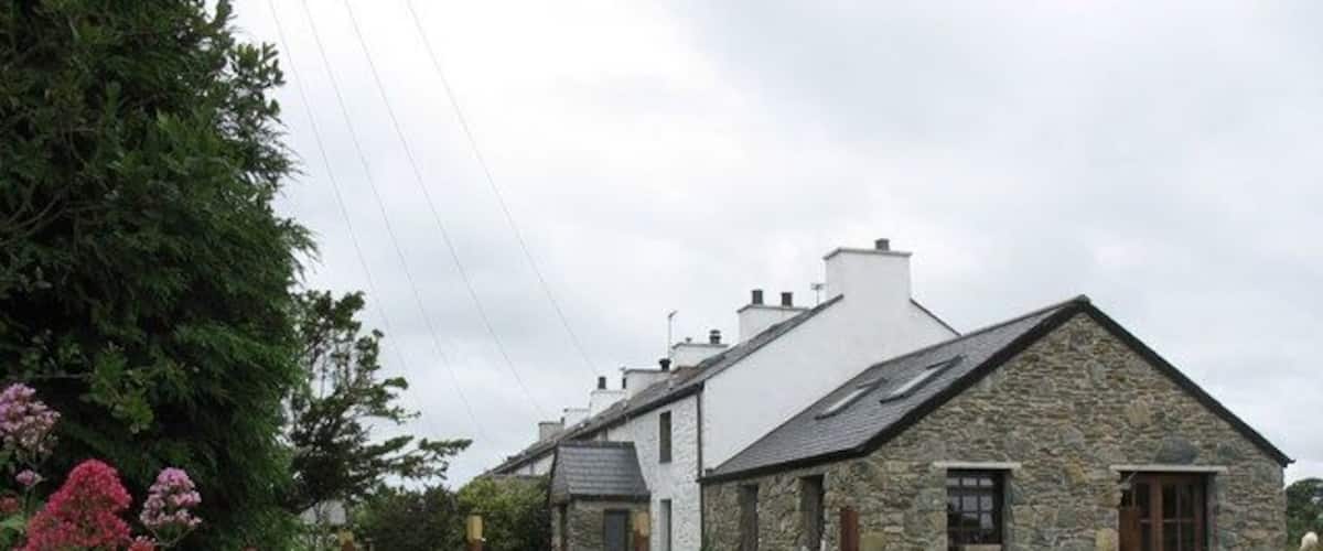 Caemawr Cottages