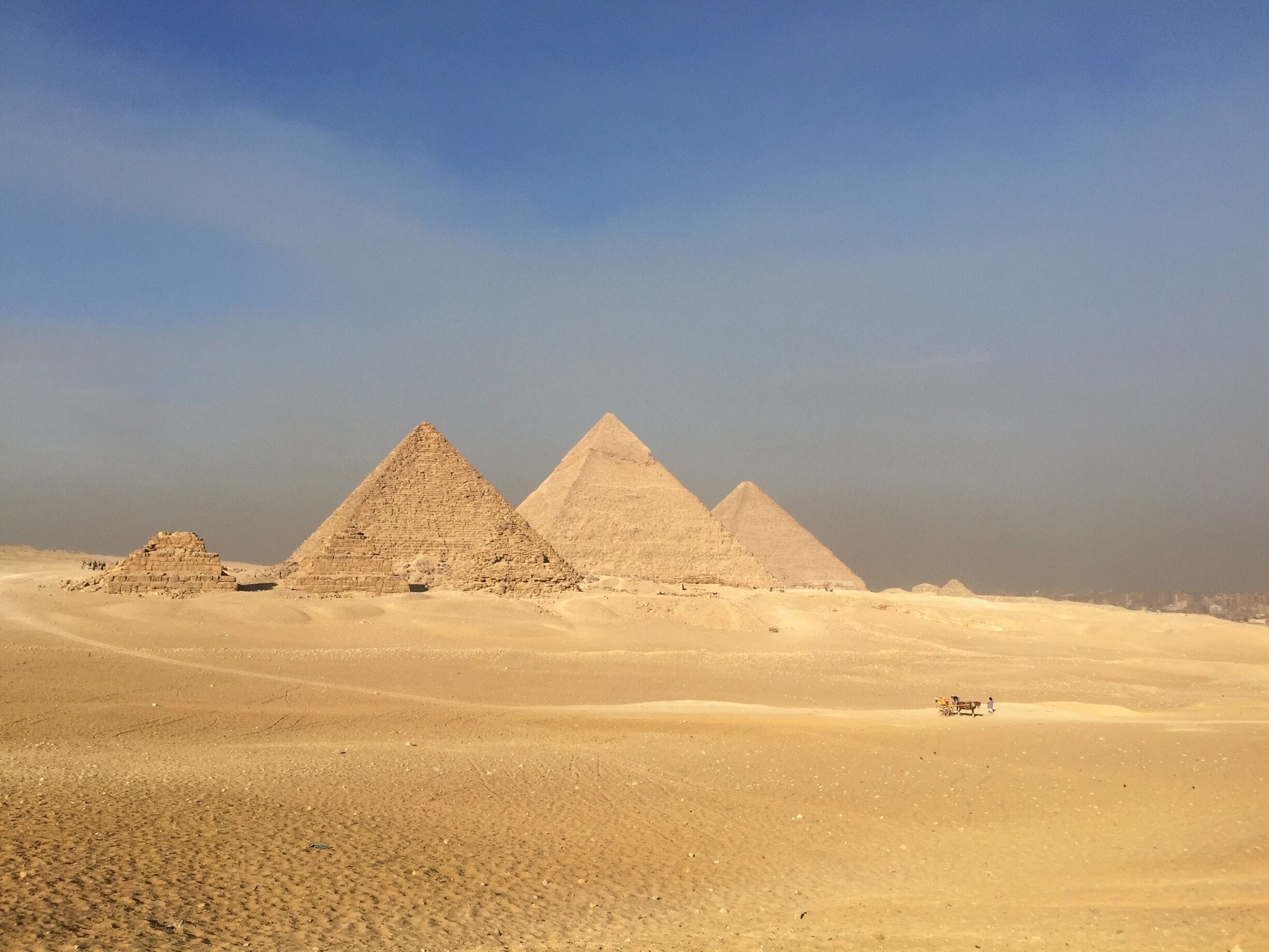 View from on top of the sand dunes overlooking the Pyramids 

#Cairo #pyramids #egypt #Egyptian 

