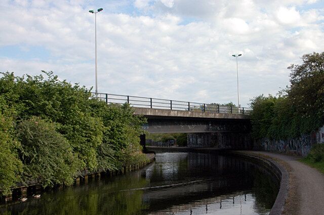 Birmingham & Warwick Junction Canal goes beneath the Heartlands Spine Road