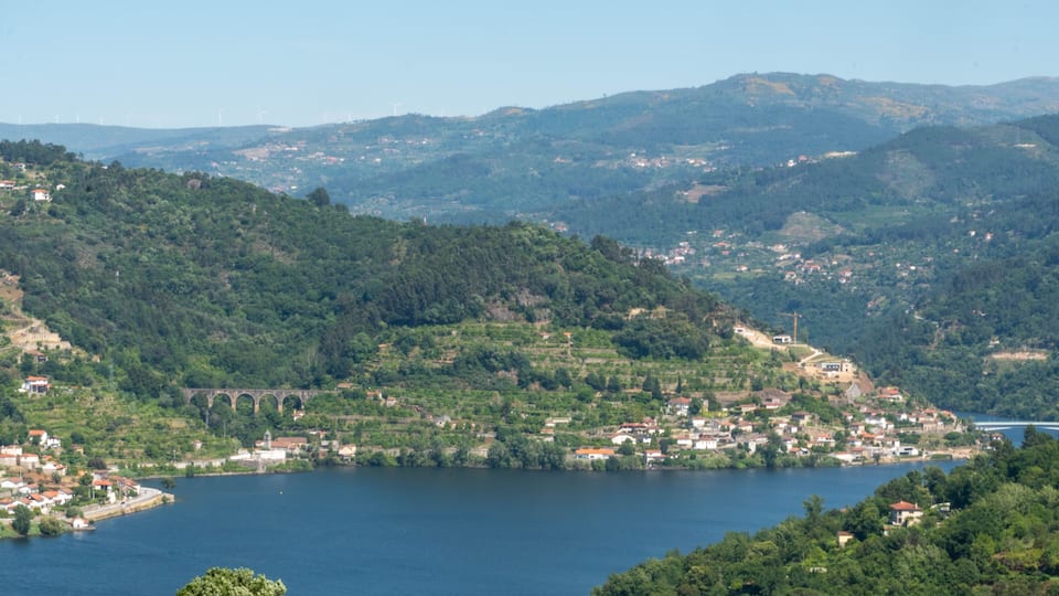 Albufeira da Pala - Ribadouro, Baião, Portugal.
Douro river landscape