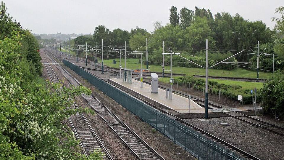 Highbury Vale: railway and tramway