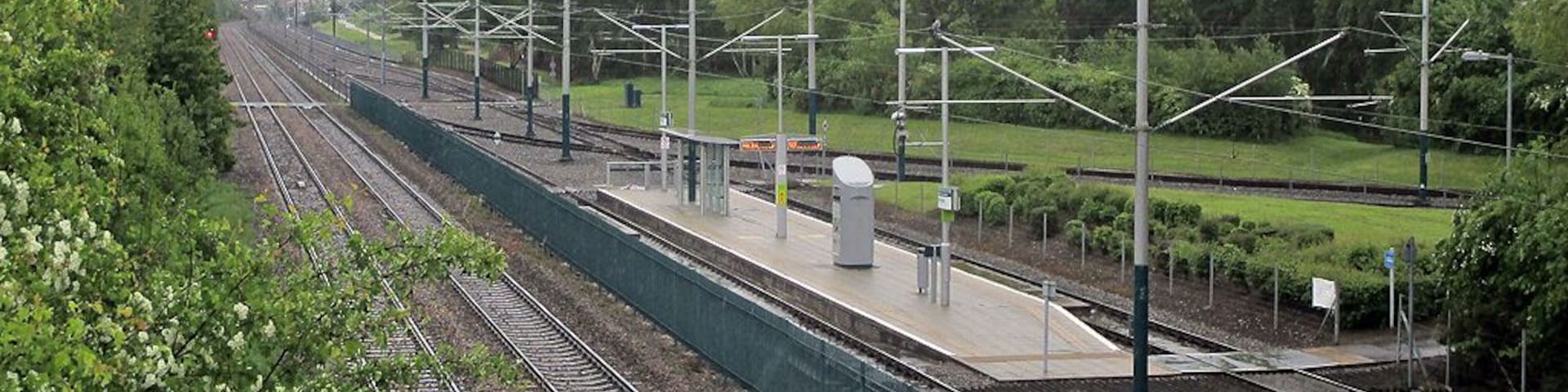 Highbury Vale: railway and tramway