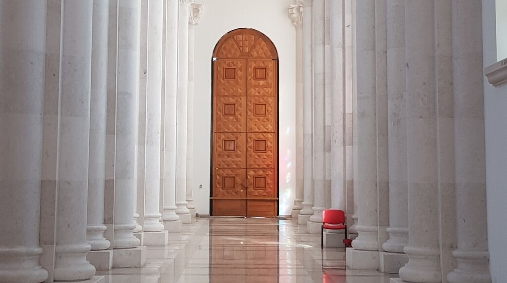 #details - take time out away from the bustle to escape here