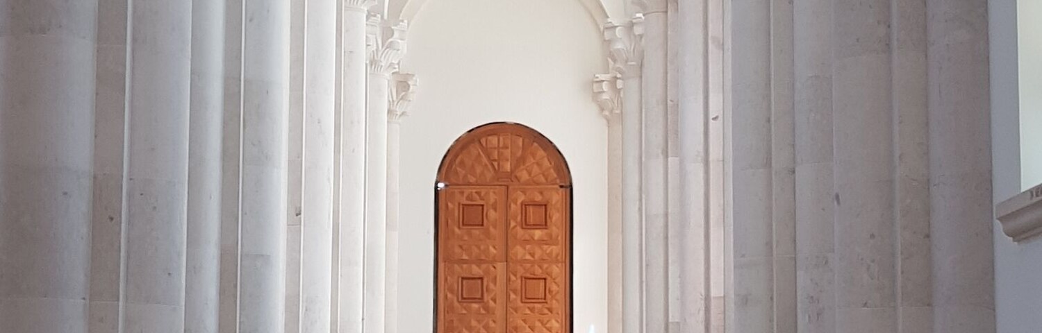 #details - take time out away from the bustle to escape here