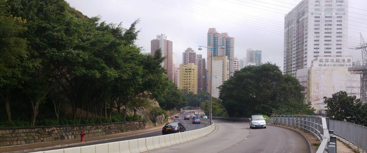 Shek Pai Wan Road towards Aberdeen Praya Road