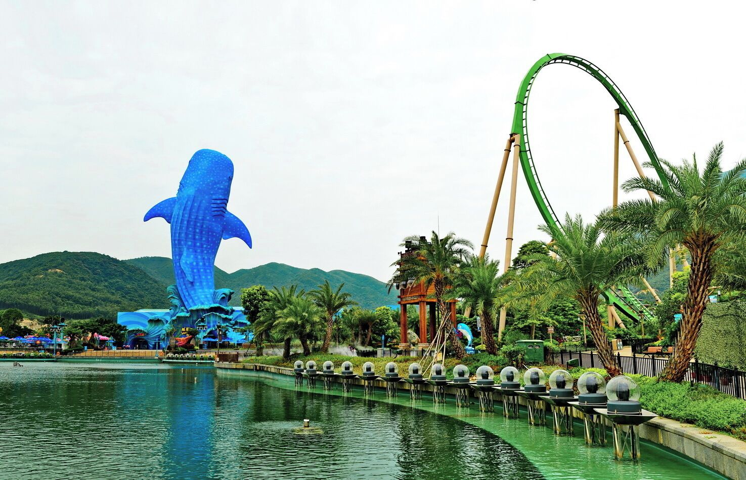 #Chimelong Ocean Kingdom in Zhuhai China.#珠海长隆海洋王国.

https://twitter.com/Beautifulgx