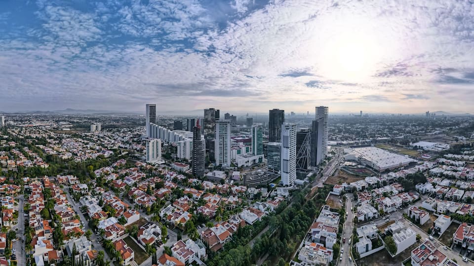 Vista aerea de los mas grandes rascacielos de Guadalajara Jalisco, Mexico