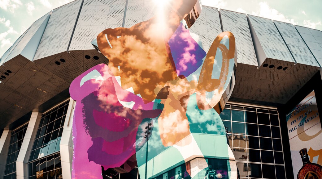 building in Sacramento