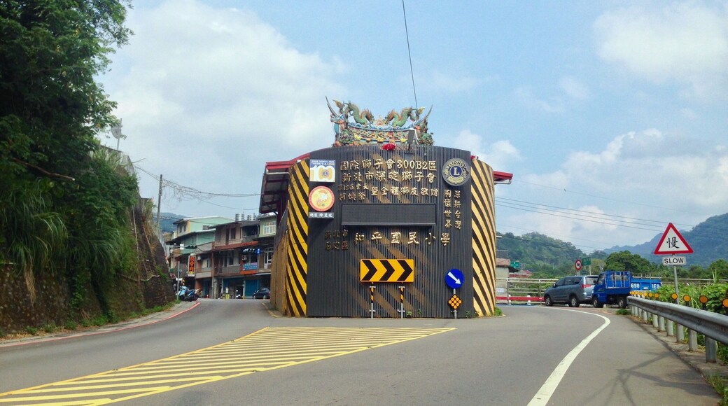 八分寮福德宮背面